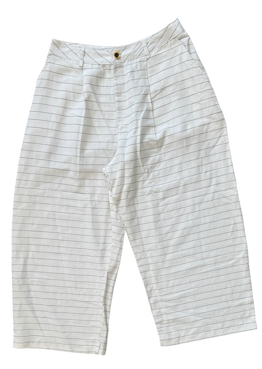 HAgoM’L White stripes