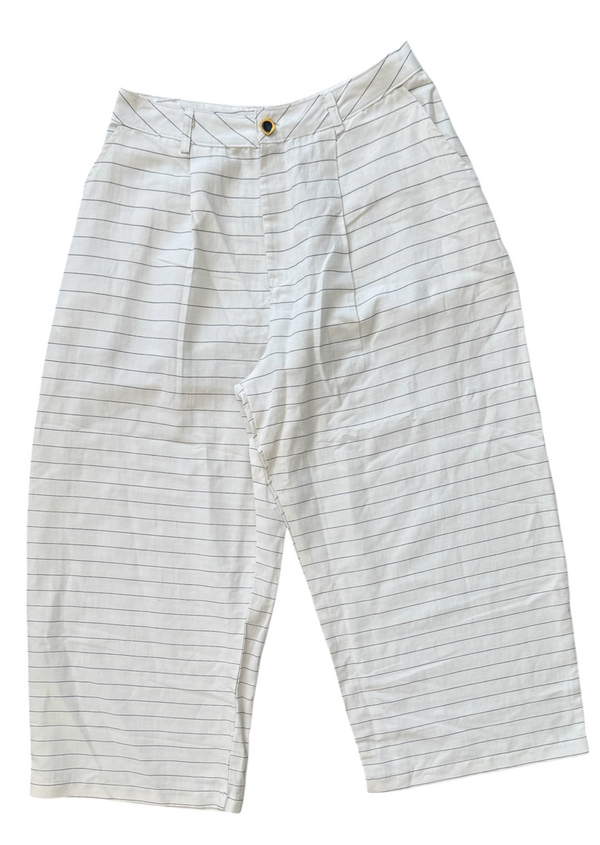HAgoM’L White stripes